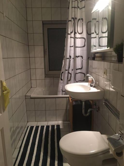 Schoene 2-Zimmerwohnung, 10 Geh-Minuten Zum Strand Timmendorfer Strand Buitenkant foto